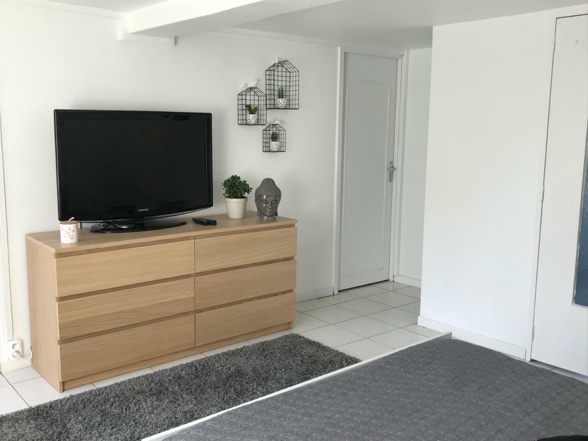 Apartment 36 M² Breteniere Kültér fotó